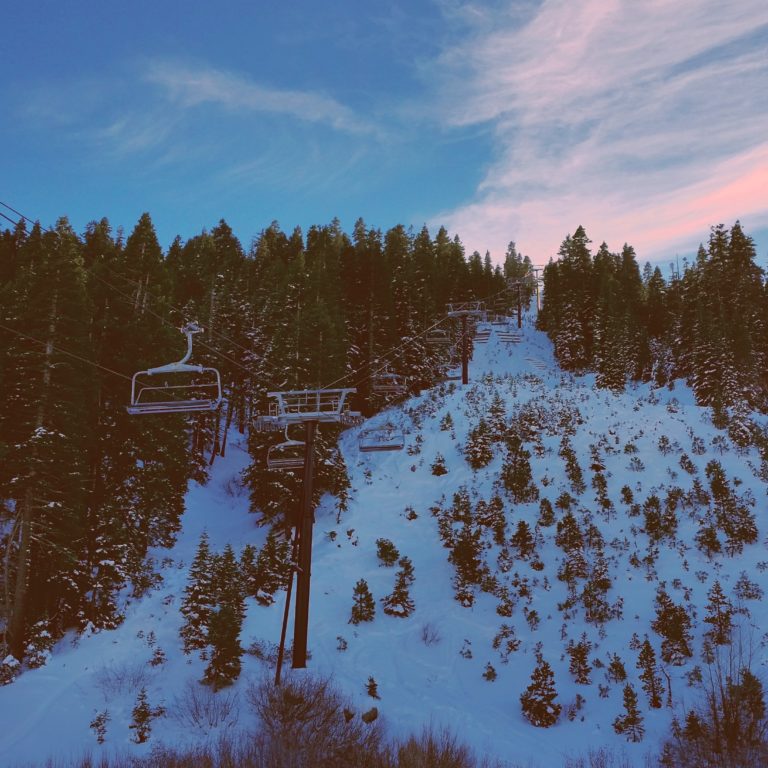 BEST LAKE TAHOE SKIING: WHAT RESORT IS RIGHT FOR YOU